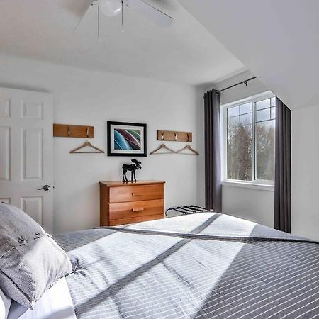 Big Mountain Views - Bright 2-Story Corner Unit Apartment Canmore Ngoại thất bức ảnh